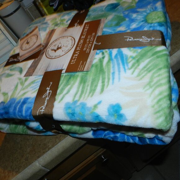 Panama Jack Tropical Floral Print Ultra Plush Throw Blanket 90" x90"📦⌚🏃🏻💨⚡🚚 - Picture 7 of 16